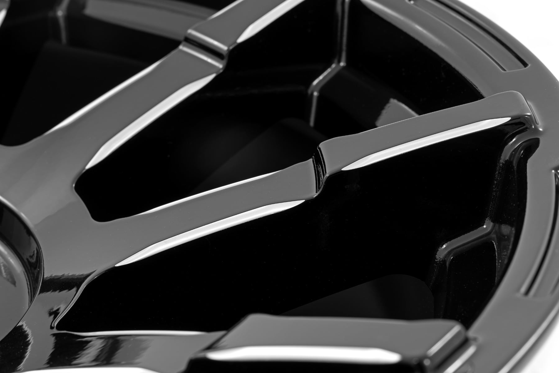 83 Series Wheel One-Piece Gloss Black 17x9 Rough Country-2