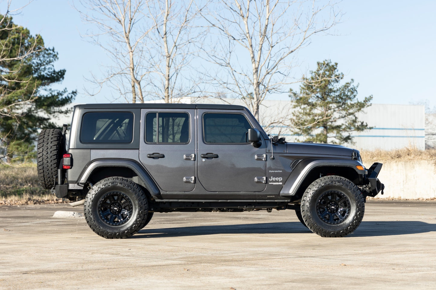 84 Series Wheel Gloss Black 17x8.5 Rough Country-23