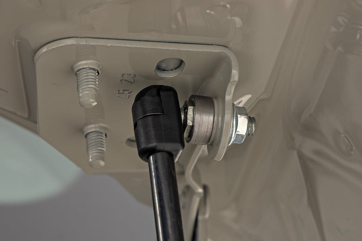 Hood Struts Mercedes-Benz Sprinter 3500 (19-22)/Sprinter 3500XD (19-25) Rough Country-2