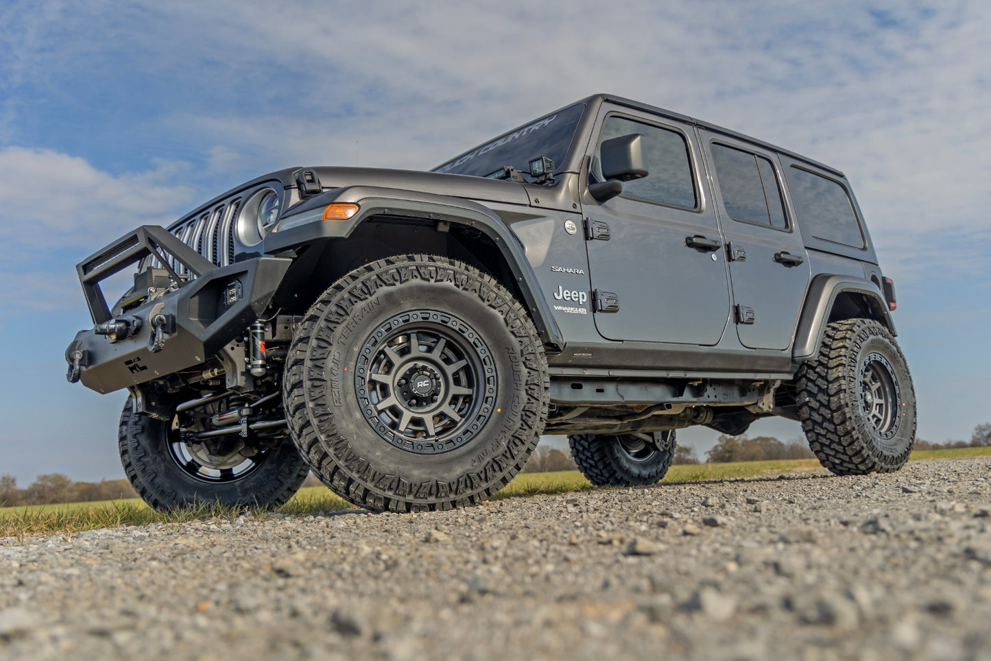 85 Series Wheel Simulated Beadlock Gunmetal Gray/Black 17x9 Rough Country-36