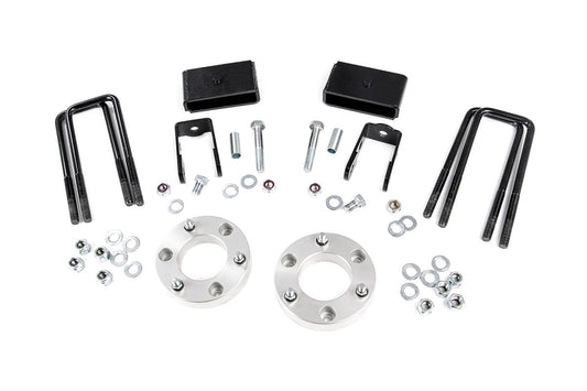 2 Inch Lift Kit Nissan Titan XD 2WD/4WD (2016-2024) Rough Country
