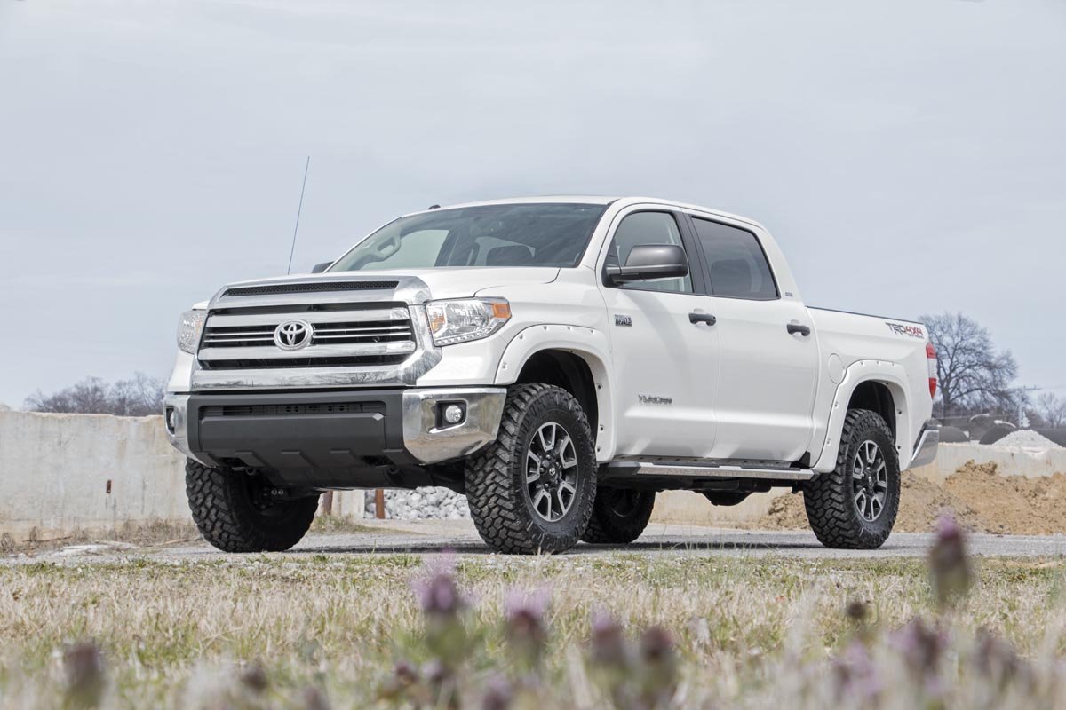 2.5-3 Inch Leveling Lift Kit 07-20 Tundra Rough Country-7