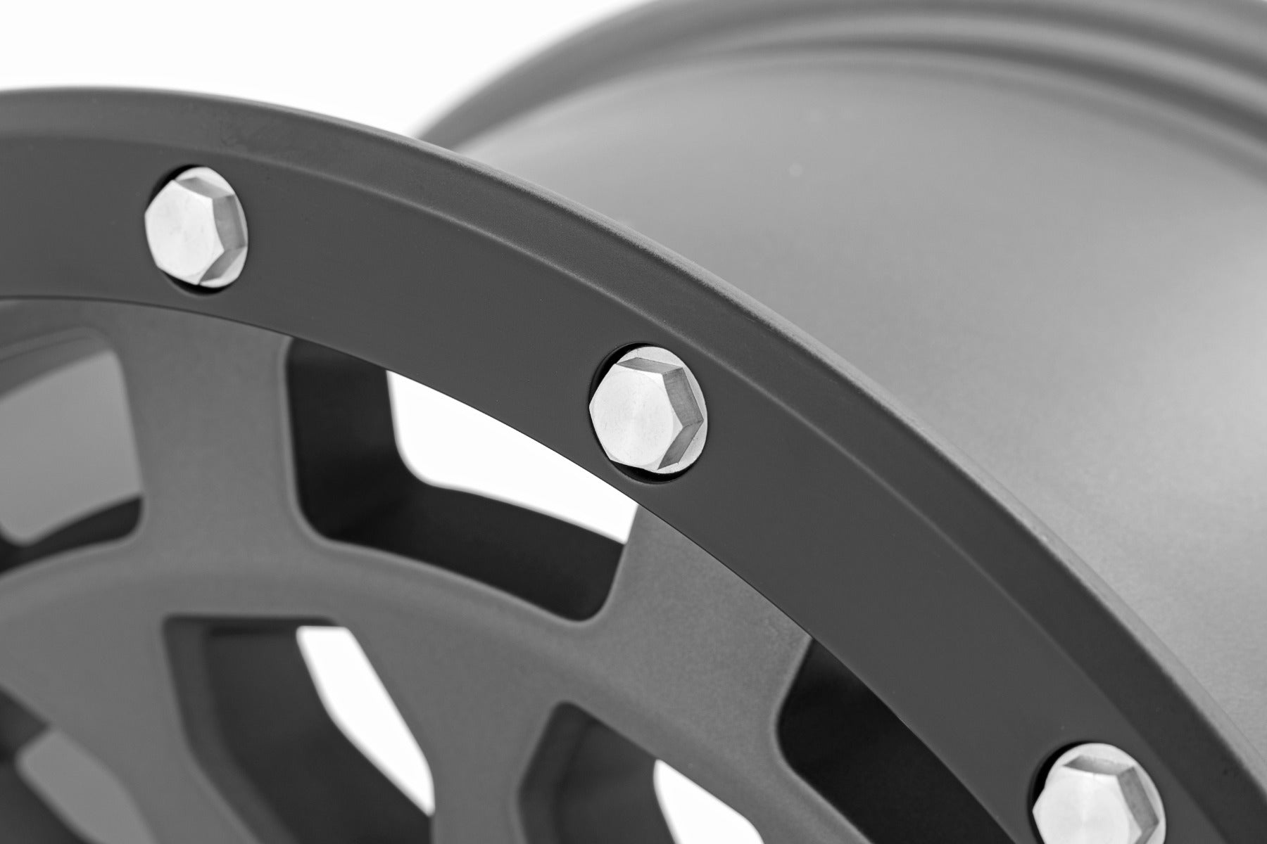 87 Series Wheel Simulated Beadlock Gray/Black 17x8.5 6x5.5 +0mm Rough Country-3