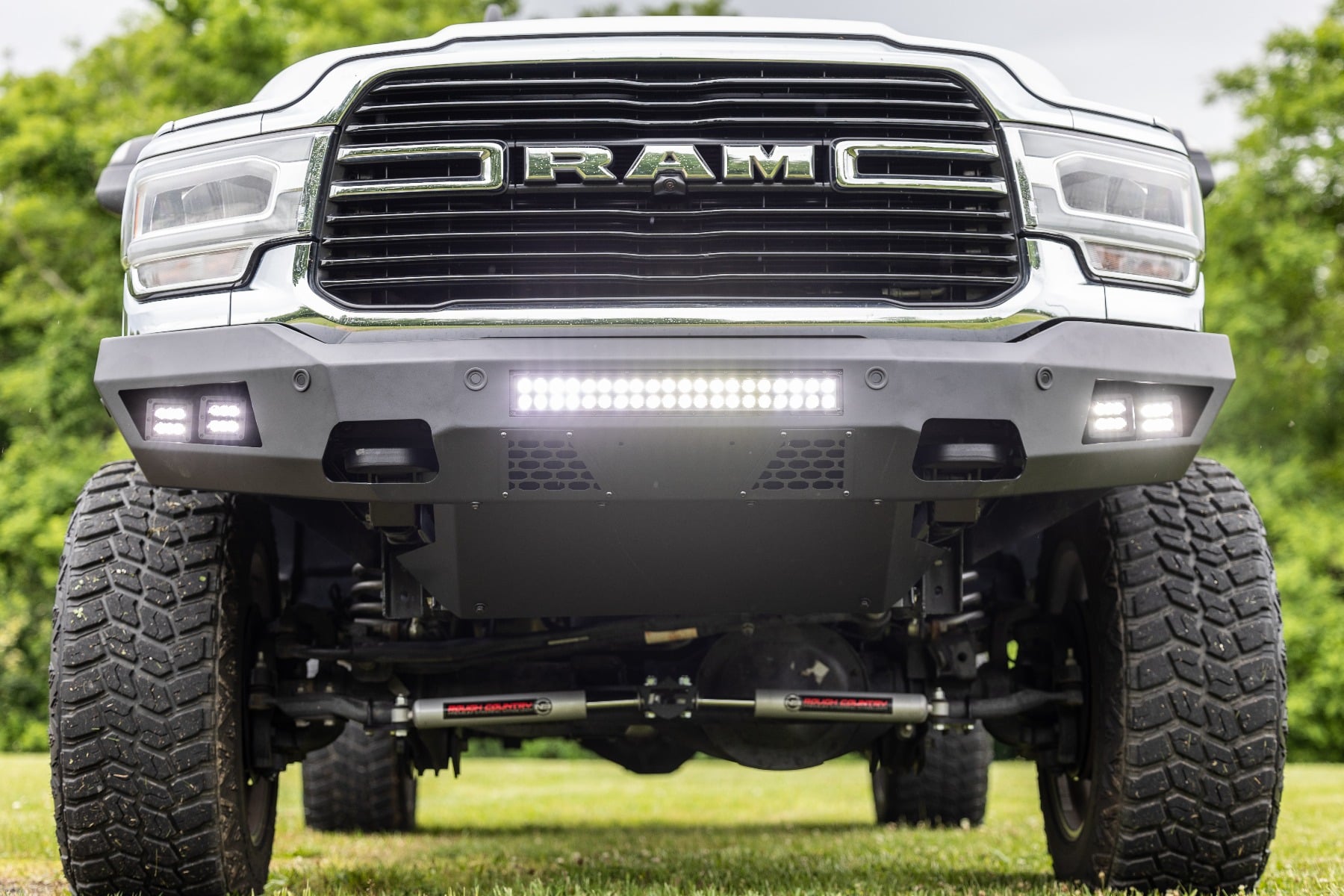 N3 Steering Stabilizer Dual 2.5-8 Inch Lift Ram 2500 (14-26)/3500 (13-26) Rough Country-2