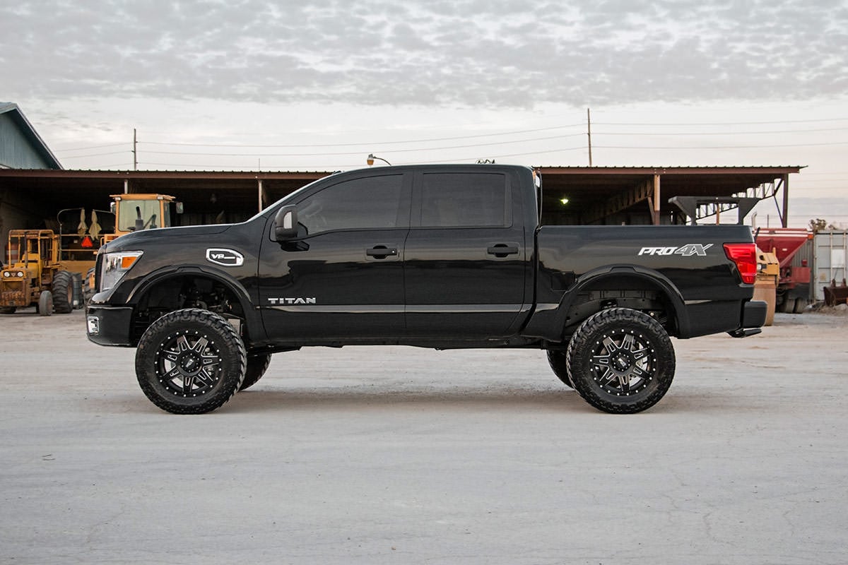 6 Inch Lift Kit Nissan Titan 4WD (2017-2024) Rough Country-5