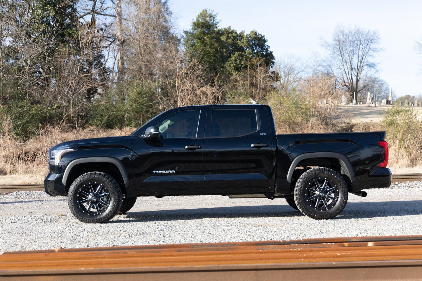 1.75 Inch Leveling Kit Toyota Tundra 2WD/4WD (2022-2026) Rough Country-3