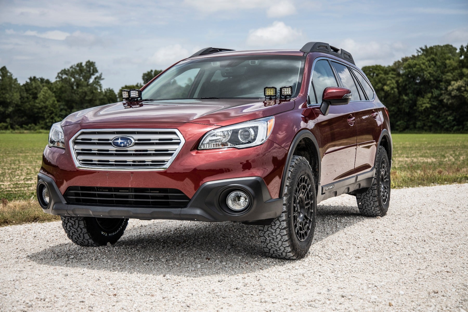 2 Inch Lift Kit N3 Front Struts Subaru Outback 4WD (2015-2019) Rough Country-5