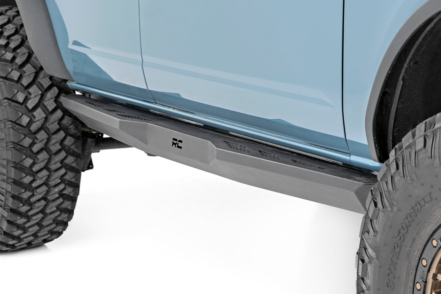 Rock Sliders Heavy Duty 4-Door Ford Bronco 4WD 21-UP Rough Country-3