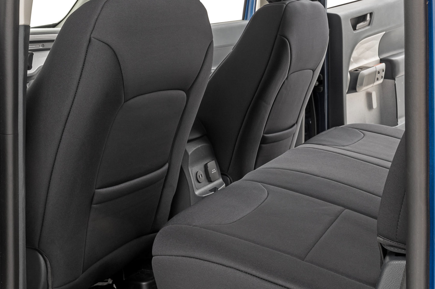 Seat Covers FR & RR W/O Armrest Crew Cab Ford Maverick 2WD/4WD (22-26) Rough Country-2
