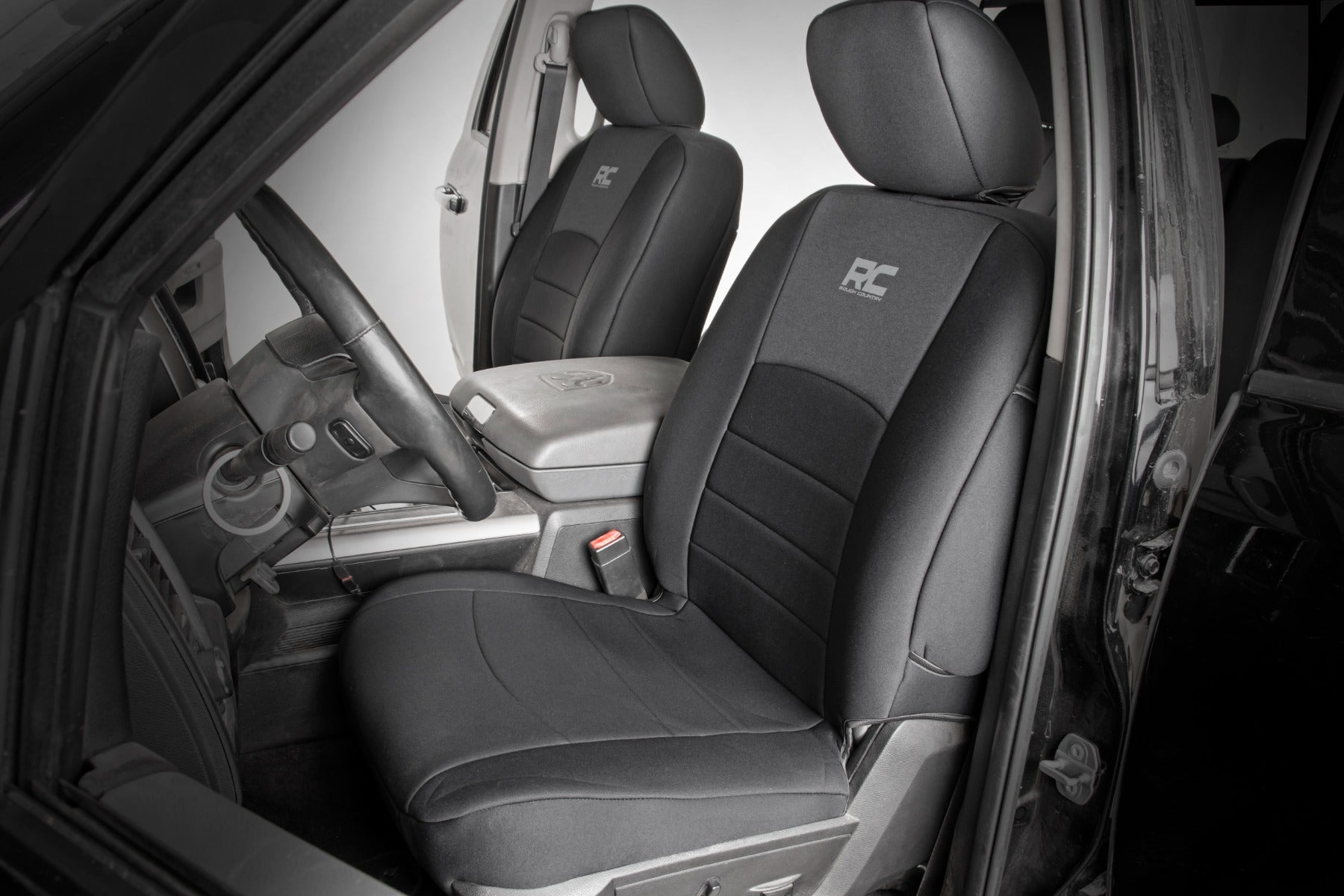 Seat Covers FR Bucket RR Full bench Ram 1500 (09-18)/2500 (11-18)/3500 (11-18) Rough Country-1