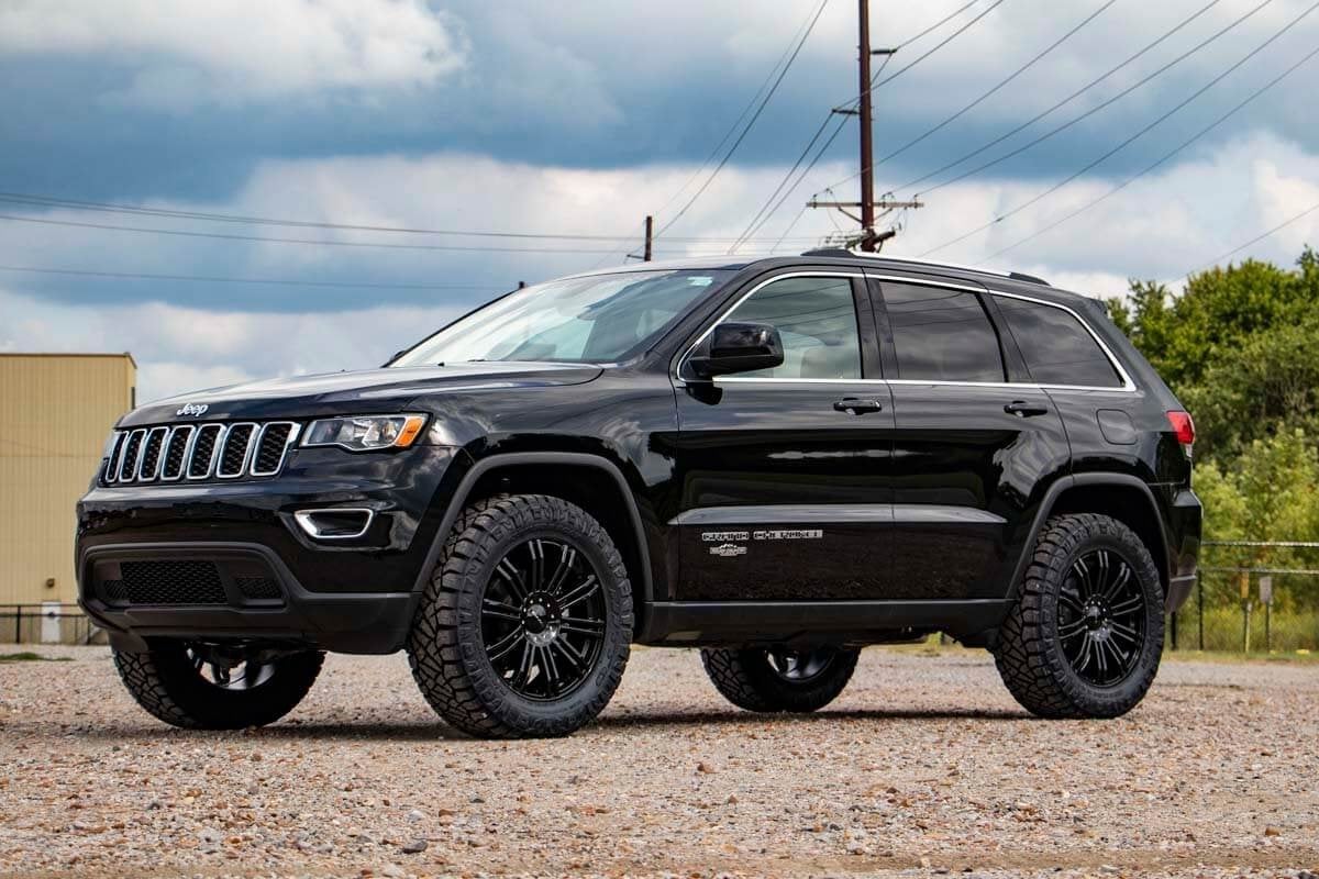 2.5 Inch Lift Kit N3 Struts Jeep Grand Cherokee 4WD (2011-2015) Rough Country-4