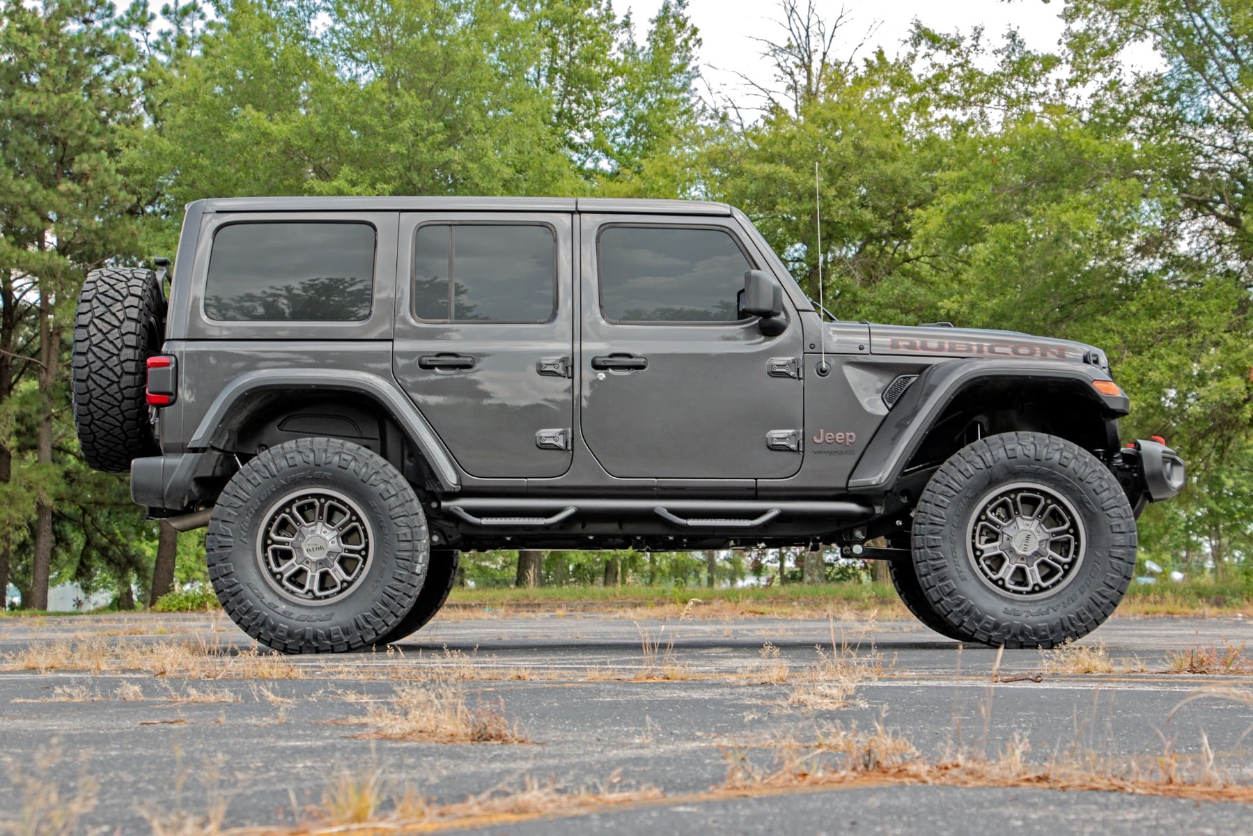 3.5 Inch Lift Kit Adj Lower FR D/S M1R Rubicon Jeep Wrangler Unlimited (24-26) Rough Country-4