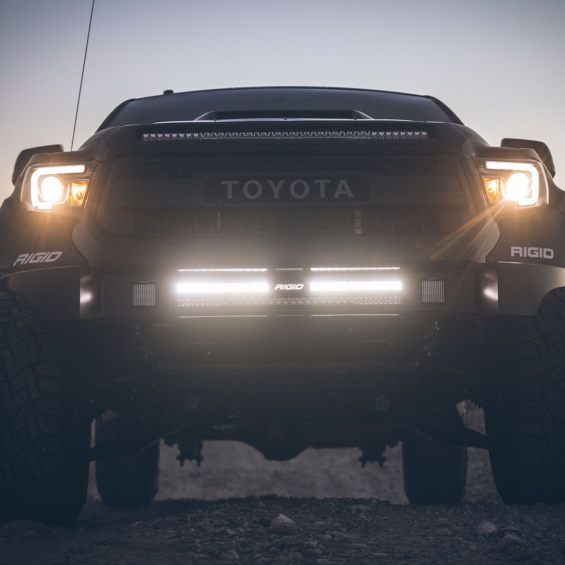 30 Inch Dual Function SAE Auxilary High Beam Driving Lights SR-Series Pro Rigid Industries-6