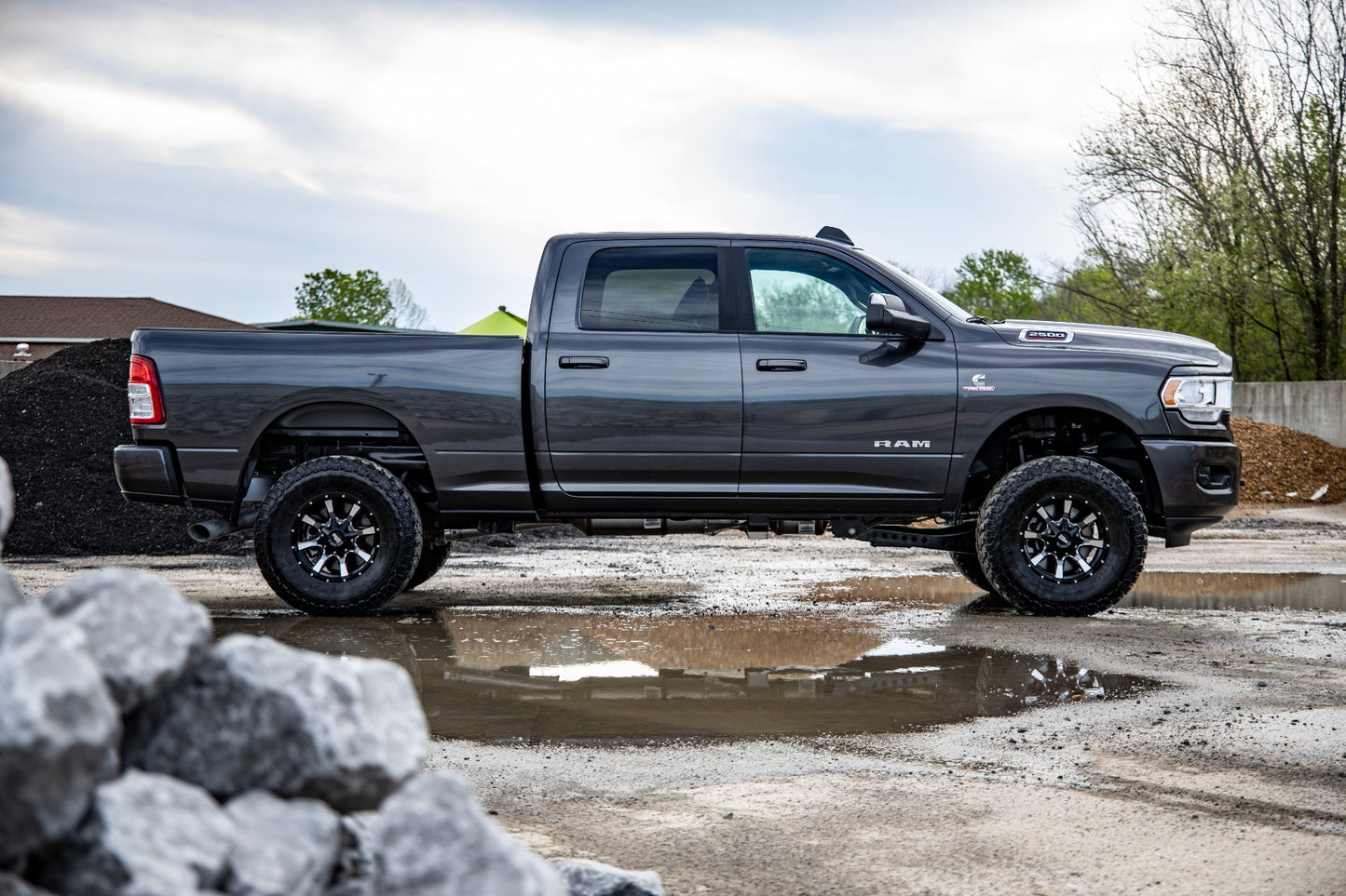 1.75 Inch Leveling Coil Kit Ram 2500 (14-26)/3500 (13-26) 4WD Gas Rough Country-4