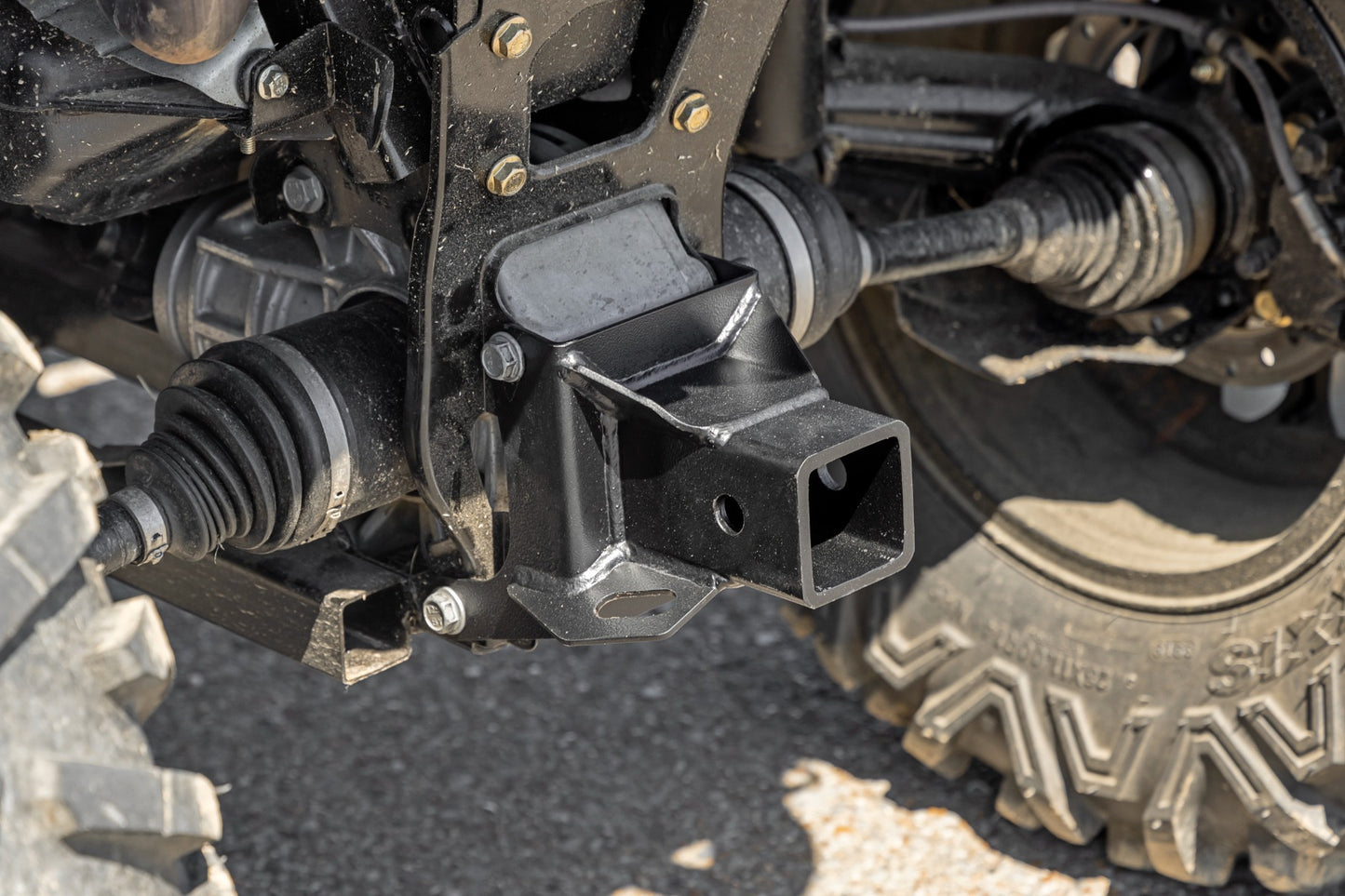 Receiver Hitch Can-Am Outlander 1000/Renegade 1000/Renegade 500 4WD (12-19) Rough Country-3