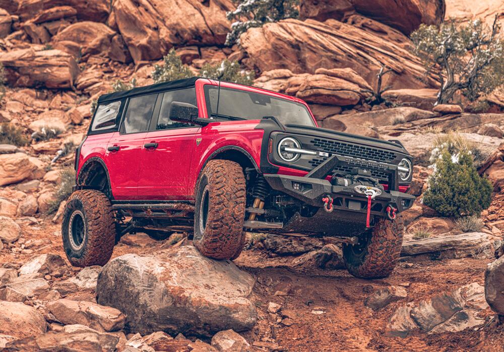 2 Inch Lift Kit 2021-2025 Ford Bronco 4WD Non-Sport with Sasquatch Package Will not fit Badlands, Wildtrack, Raptor or First Edition Not recommended for Base models Superlift-1