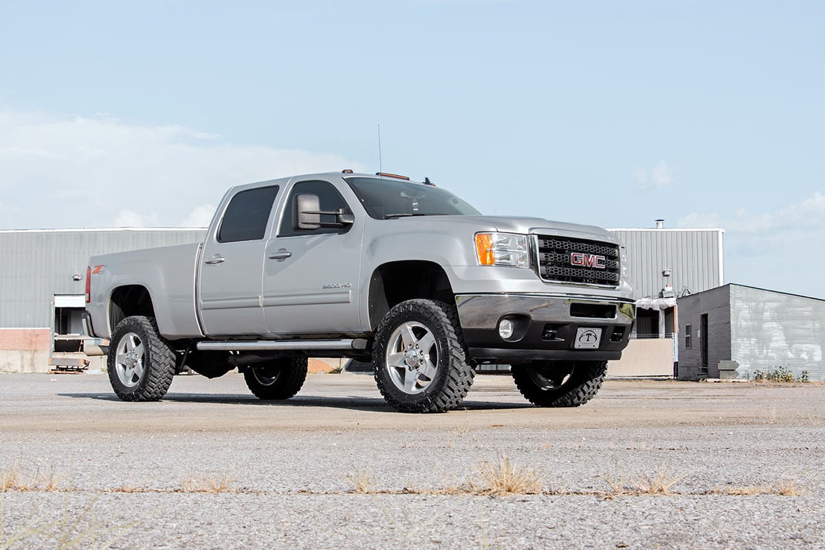 3.5 Inch Lift Kit w/ Overloads Silverado/Sierra 2500HD/3500HD (11-19) Rough Country-5
