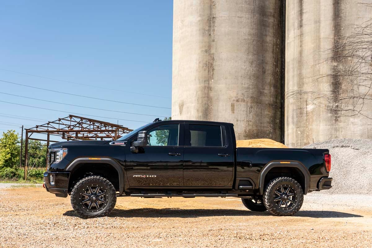 3 Inch Lift Kit Vertex w/ Overloads Red Silverado/Sierra 2500HD/3500HD (20-26) Rough Country-5