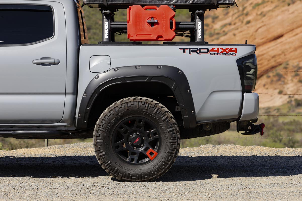 Defender Pocket Fender Flare Gloss Black Toyota Tacoma (16-23) Rough Country-3