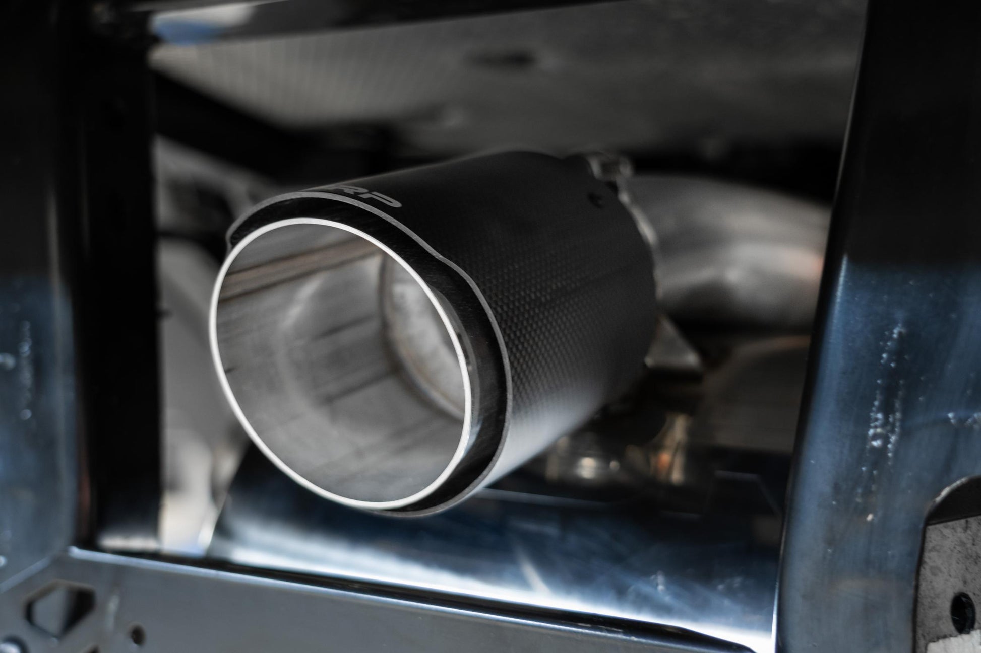 21-Up CAN-AM Commander 1000R/ Maverick Sport 1000R Single Slip-on Center Exit Performance Series MBRP-2