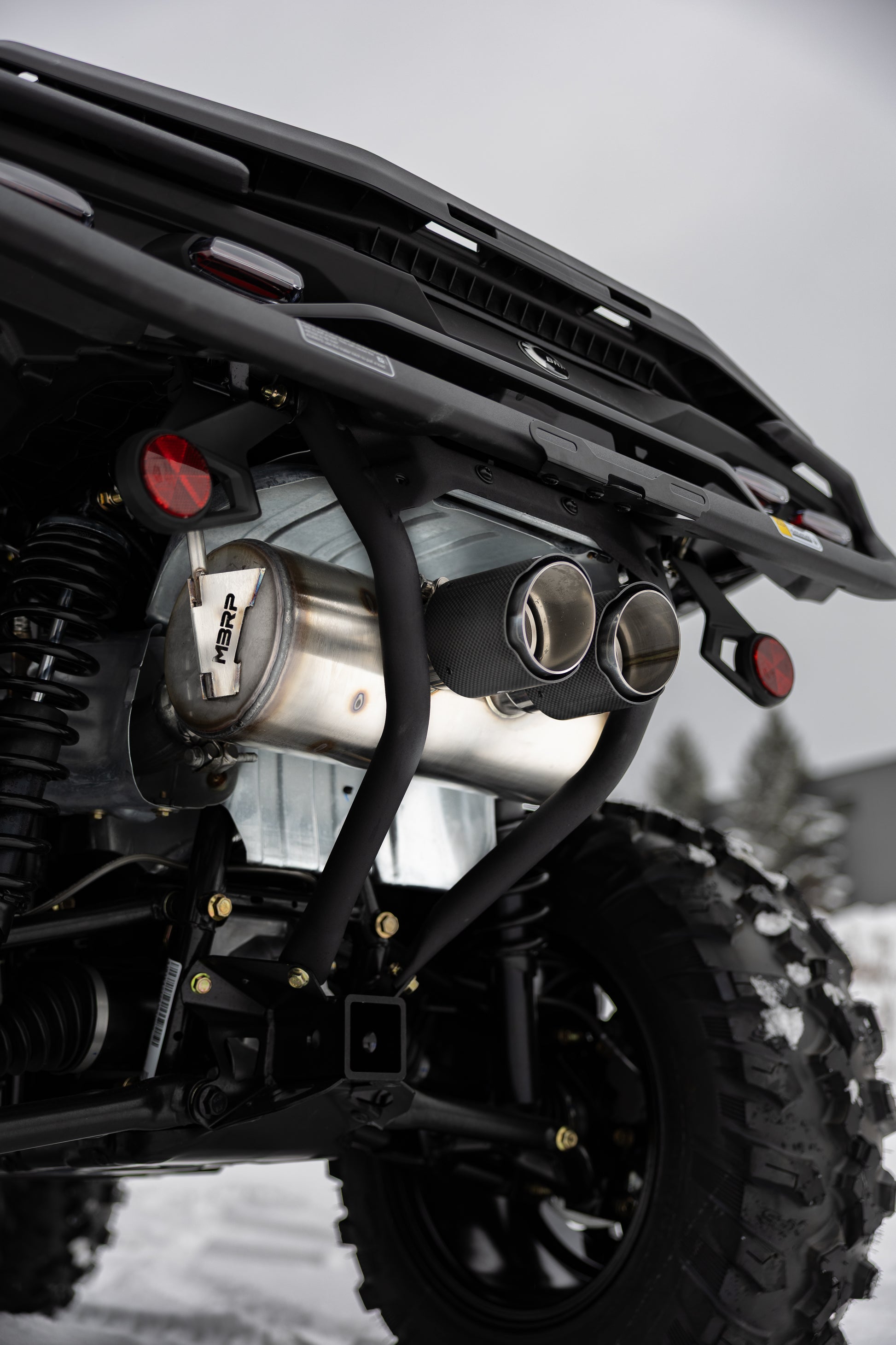 25-Up Can-Am Outlander 850/1000R 6-Inch Single Slip-on System, Dual Outlet with CF Tips, Performance Series MBRP-6