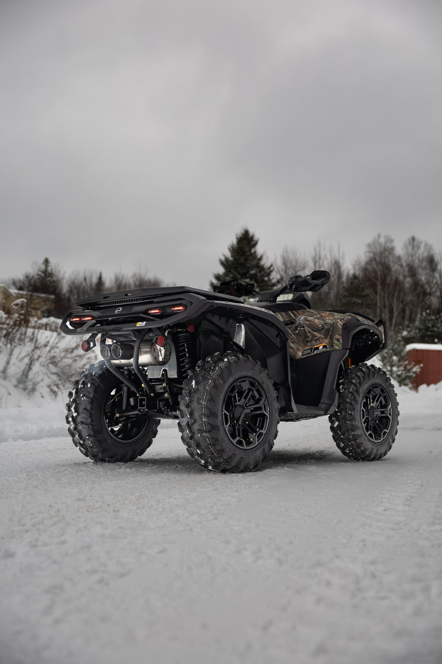25-Up Can-Am Outlander 850/1000R 6-Inch Single Slip-on System, Dual Outlet with CF Tips, Performance Series MBRP-8