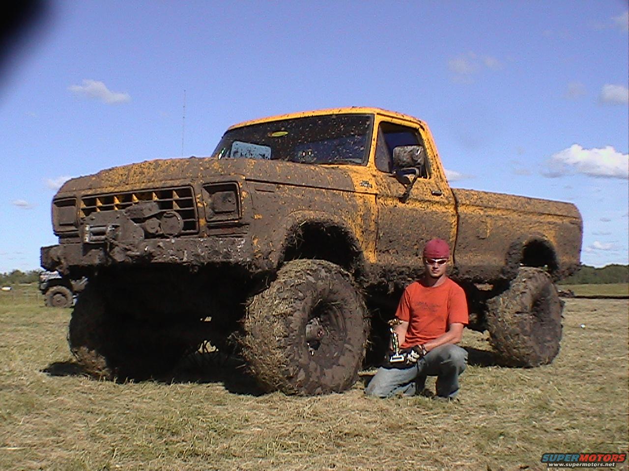 Bogger 19.5/44-28 Offroad Interco Tire-6