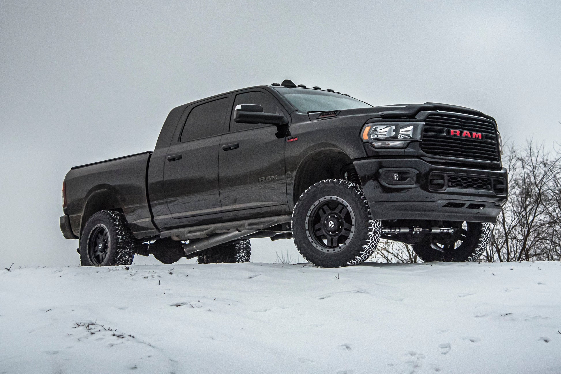 4 Inch Lift Kit w/ Radius Arm 2 Inch Rear Block Ram 3500 19-24 4WD Diesel Without Factory Rear Overload Leaf 8 Bolt BDS Suspension