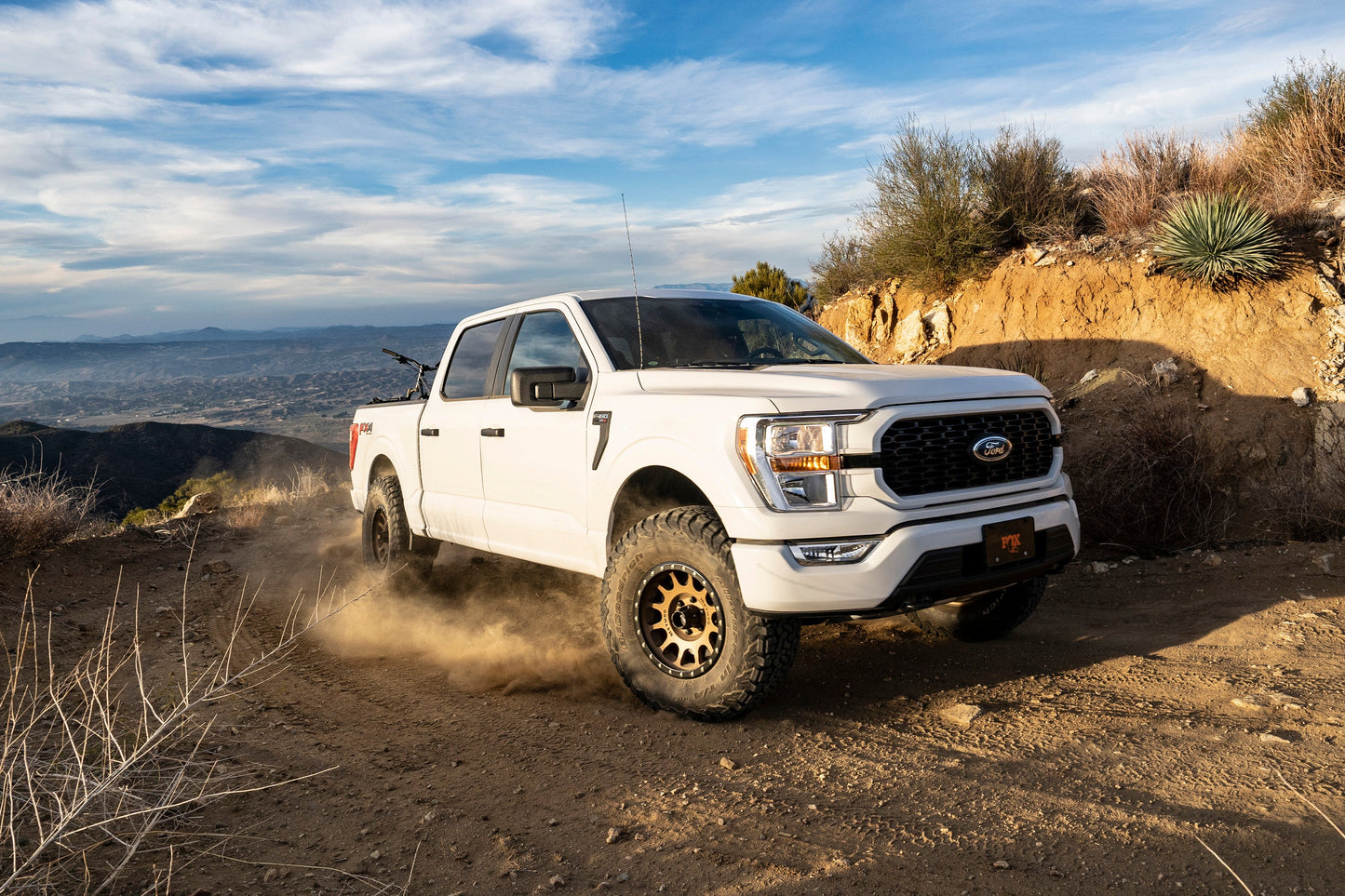 21-25 Ford F-150 4WD, 2 Inch Lift Kit, UCA w/ Sensor (Non-CCD), 0 Inch Rear Lift - Fox 2.5 Performance Elite Series C/O Front , Fox 2.0 IFP Performance Series Rear Shock BDS Suspension