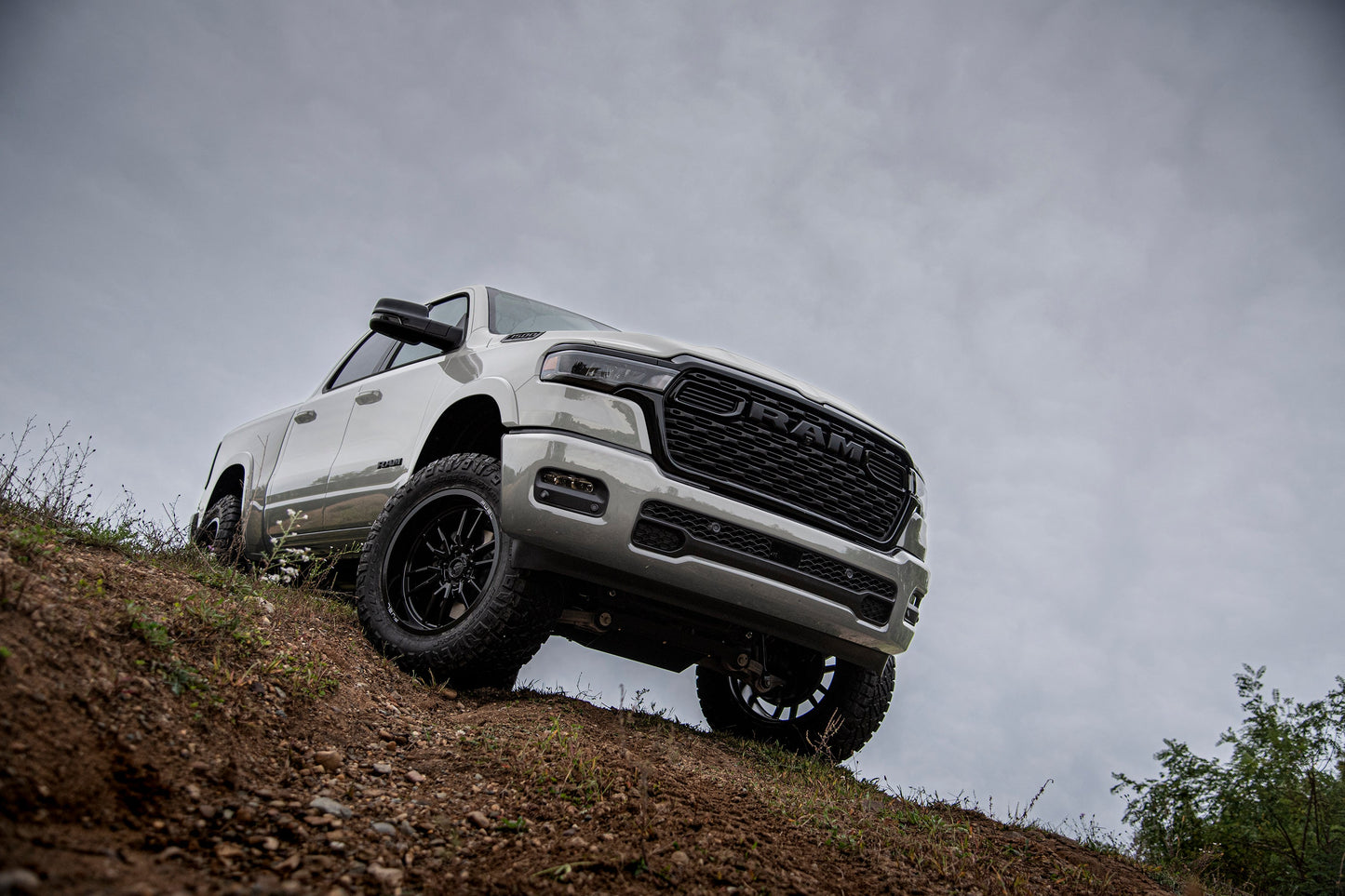 25 Ram 1500 Rebel 4WD 5 Inch Lift Kit, 4 Inch Rear Lift, Coil Spring - Fox 2.5 Performance Elite Series C/O, Fox 2.0 IFP Performance Series Shocks BDS Suspension