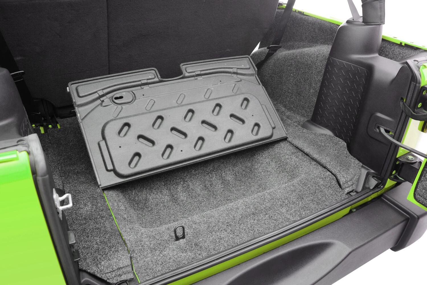 Jeep 07-10 JK Unltd 4Dr RR 5Pc Cargo Kit (Inc Tlgte & Tub Liner) Cargo Kit 5 pc. Rear Kit Incl. Drivers Wheel Well/ Passengers Wheel Well/ Rear Cargo Floor/ Tailgate And Tub Liner Charcoal BedRug-4
