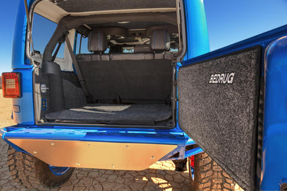 Jeep 07-10 JK Unltd 4Dr RR 5Pc Cargo Kit (Inc Tlgte & Tub Liner) Cargo Kit 5 pc. Rear Kit Incl. Drivers Wheel Well/ Passengers Wheel Well/ Rear Cargo Floor/ Tailgate And Tub Liner Charcoal BedRug-5