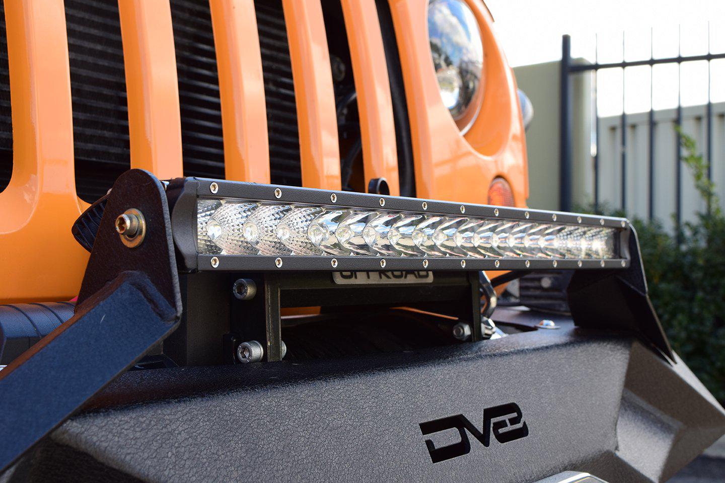Single Row Led Light Bar With Chrome Face DV8 Offroad