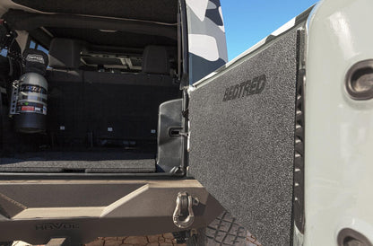 Jeep Tailgate Bedtred 18+ Jeep Jl/Jlu 2 Door & 4 Door Tailgate Mat Charcoal BedRug-3
