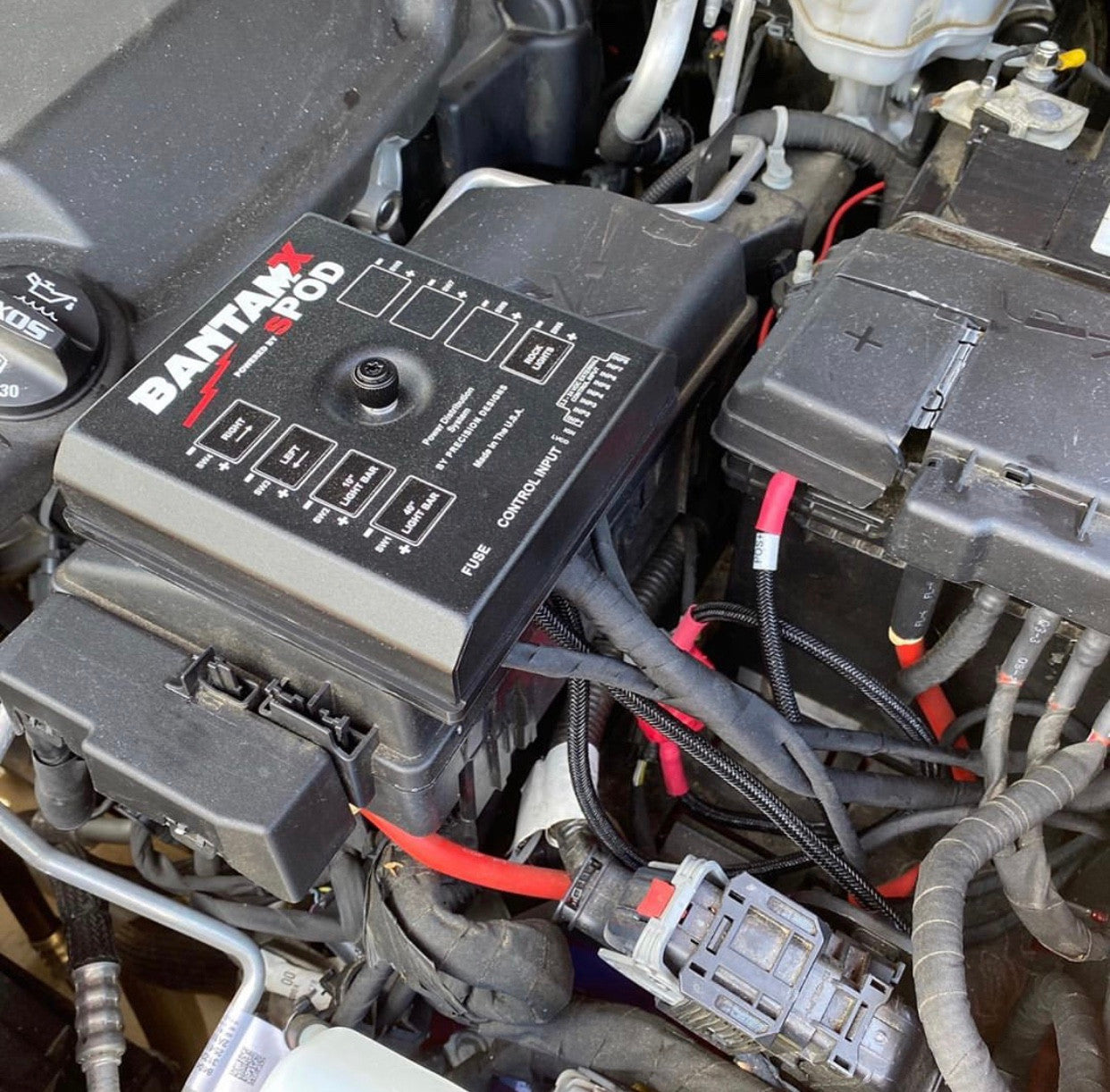 sPOD BantamX Touchscreen for Uni with 84 Inch battery cables