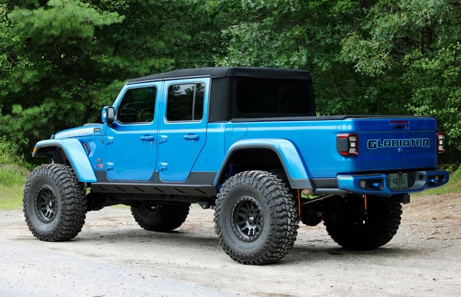 2021-2023 Jeep Gladiator JT Diesel Premium 4.5 Inch Long Arm Lift Kit Clayton Off Road-3