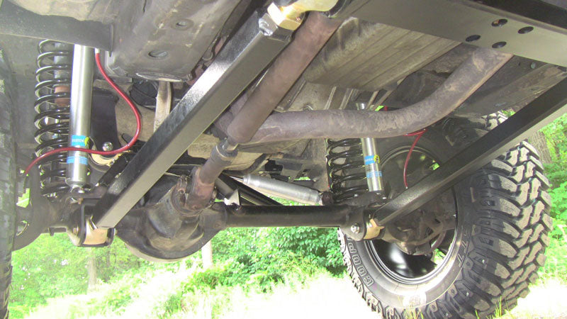 Clayton Off Road Jeep Cherokee 8.0 Inch Pro Series 3 Link Long Arm Lift Kit 1984-2001 XJ Clayton Off Road