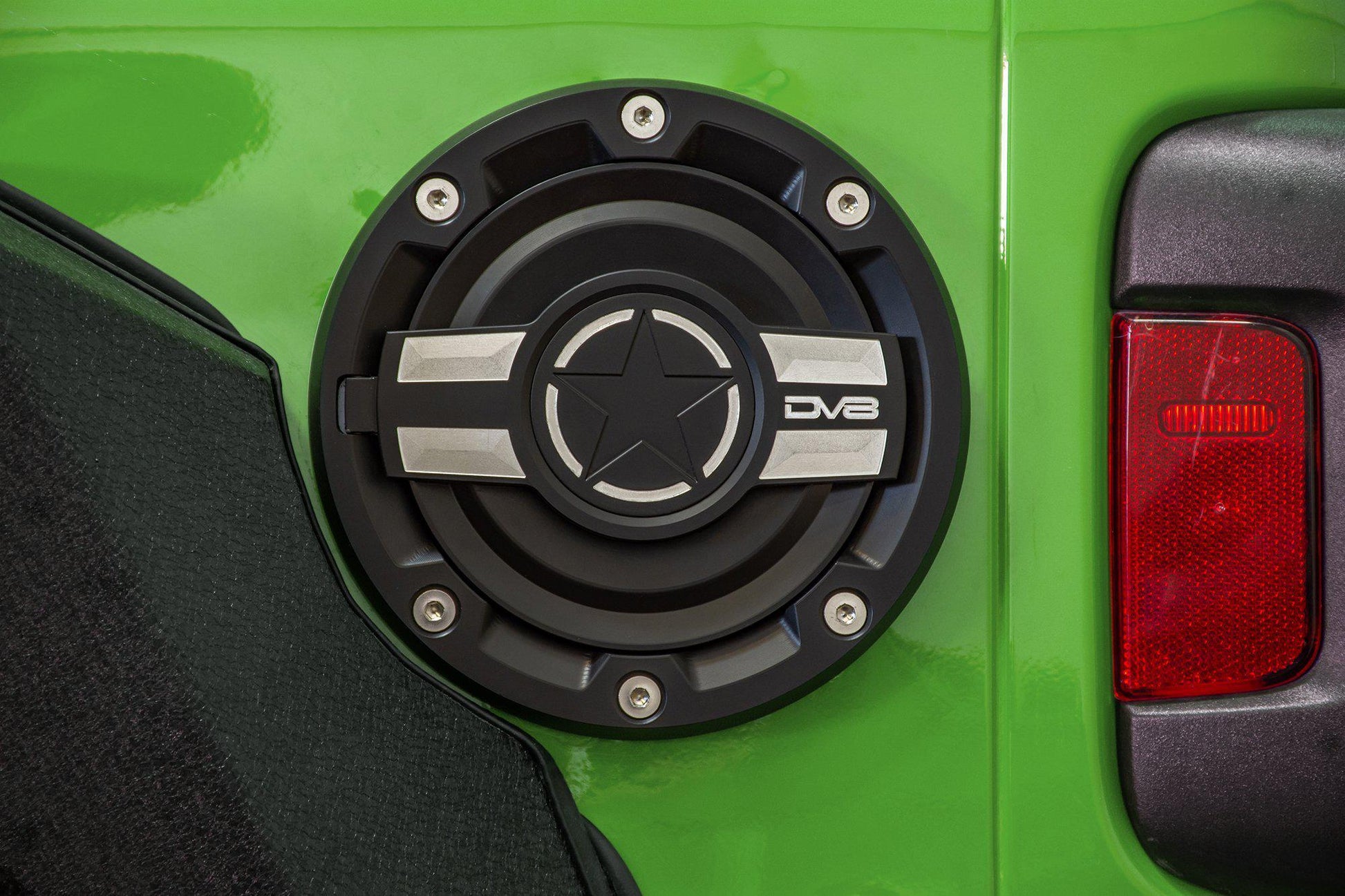 2018 2024 Jeep Wrangler JL JLU Fuel Door DV8 Offroad-1
