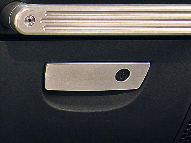 2007 2018 Jeep Wrangler JK JKU Glove Box Handle Cover DV8 Offroad