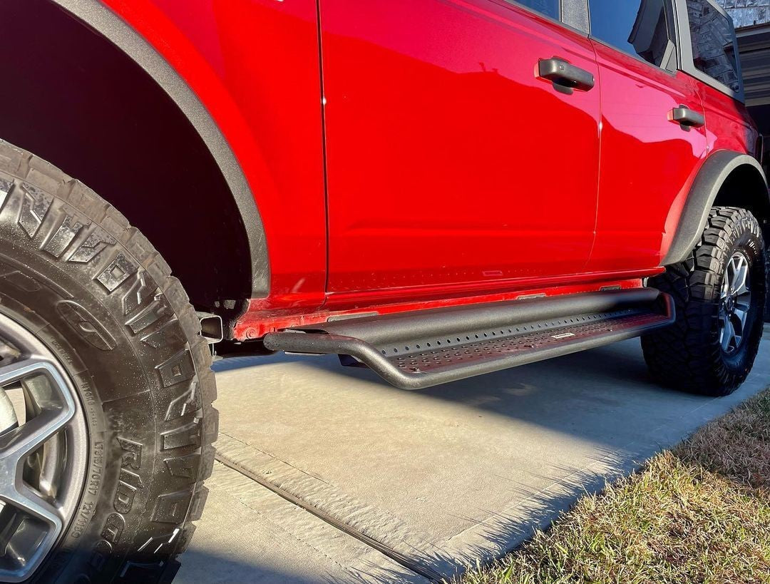 Dominator Xtreme D1 Side Steps with Rocker Panel Mounting Bracket Kit Textured Black 2021-2025 Ford Bronco Go Rhino-7