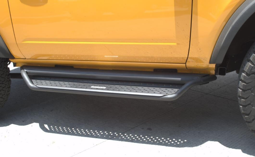 Dominator Xtreme D1 SideSteps With Mounting Bracket Kit Textured Black 2021-2025 Ford Bronco 2 Door Go Rhino-2