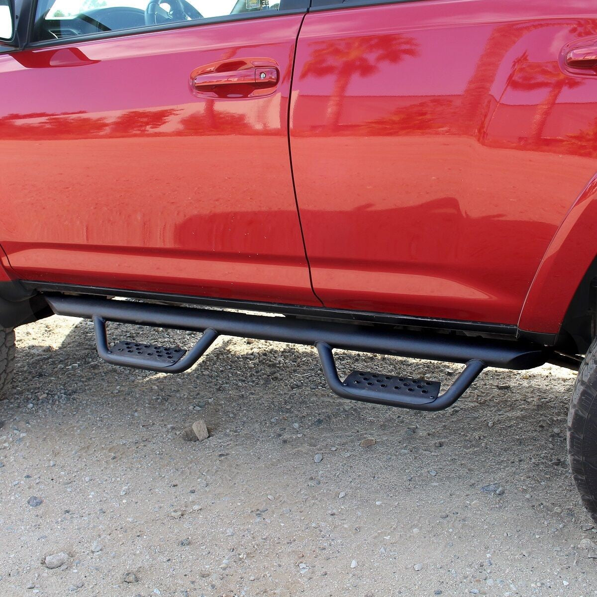 Domintator Extreme D2 Side Steps With Mounting Brackets Textured Black 2014-2024 Toyota 4Runner Go Rhino-4