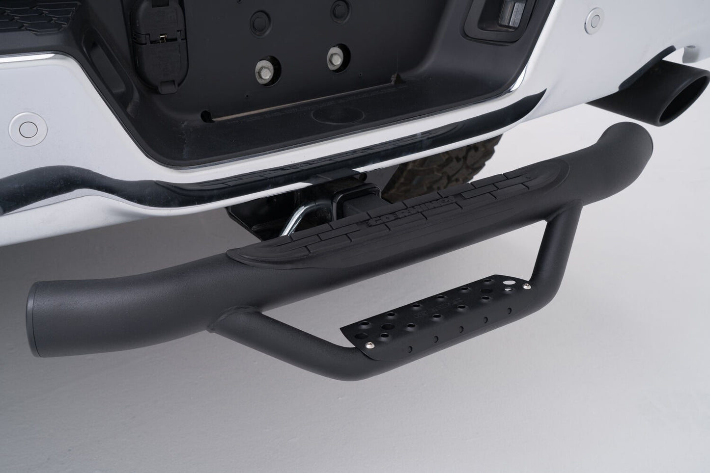 Dominator Hitch Step Textured Black Go Rhino-3
