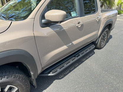 Dominator Xtreme D6 SideSteps W/ Mounting Bracket Kit Text. 2005-2026 Nissan Frontier Go Rhino-5