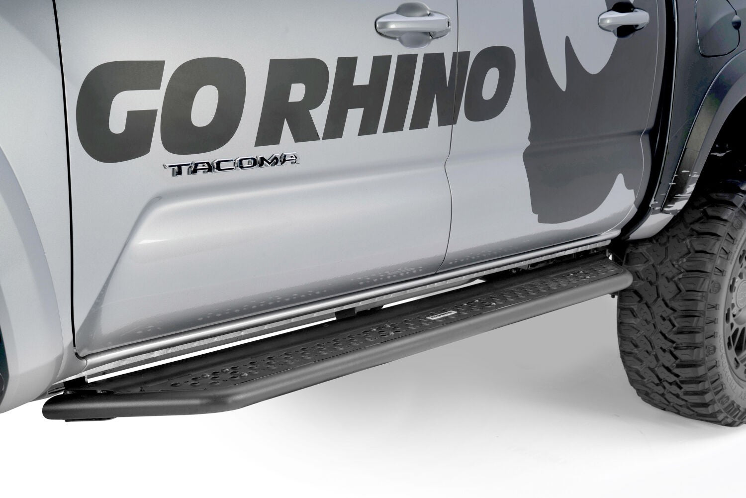 Dominator Xtreme D6 SideSteps With Mounting Bracket Kit Textured Black 2005-2023 Toyota Tacoma Go Rhino-1