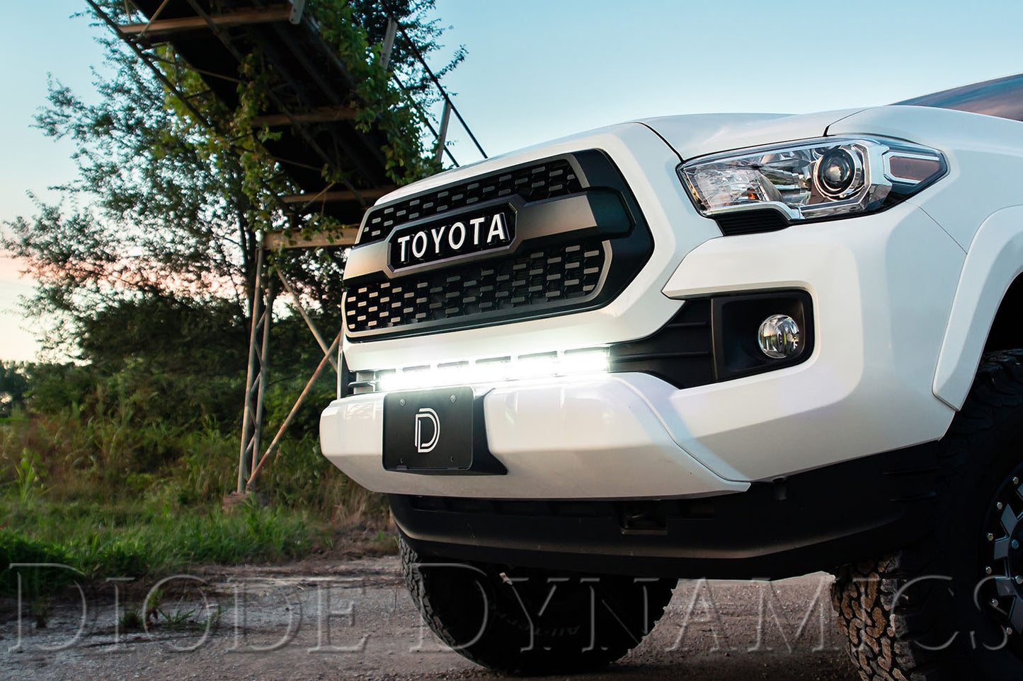Diode Dynamics Tacoma 30 Inch LED Light Bar Kit 16-19 Tacoma Stealth Clear Driving Diode Dynamics