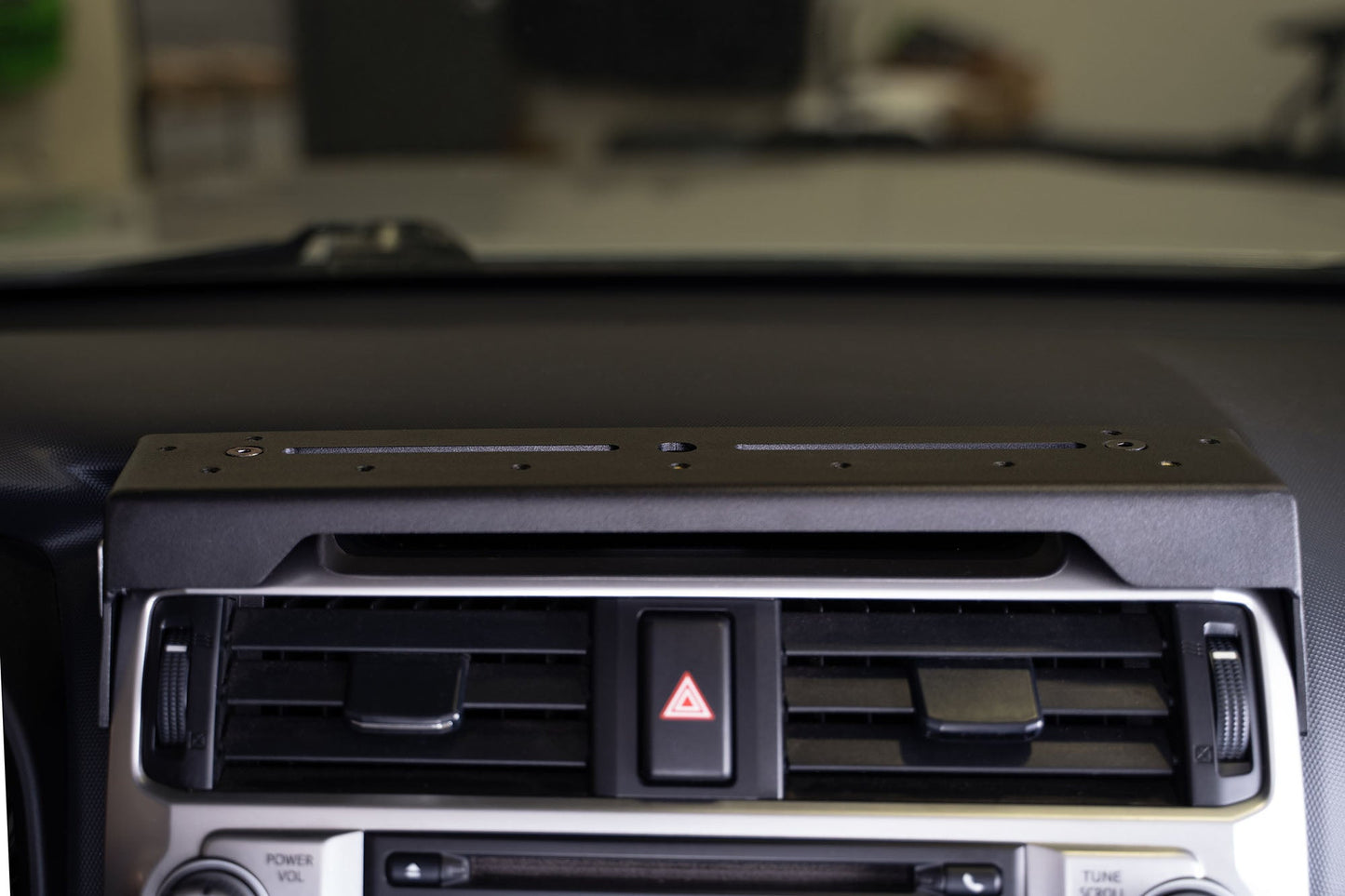 2010 2024 Toyota 4Runner Digital Device Dash Mount DV8 Offroad-14