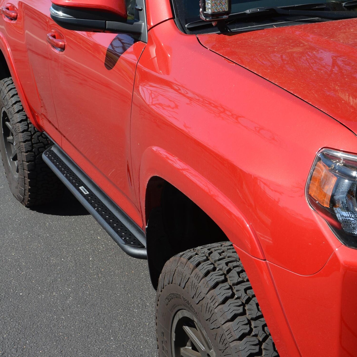 Dominator Xtreme DSS SideSteps W/Bracket Kit Textured Black 2025-2026 Toyota 4Runner Go Rhino-3