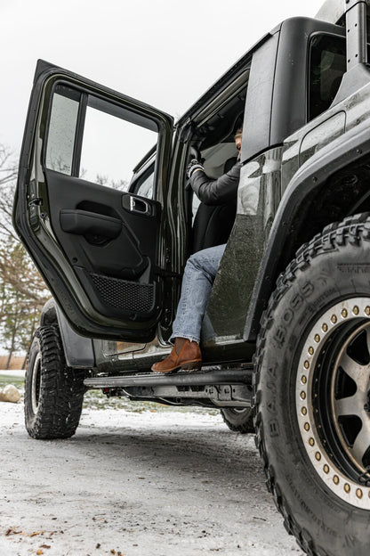 Dominator Xtreme DSS SideSteps With Mounting Bracket Kit Textured Black 2020-2025 Jeep Gladiator Go Rhino-4