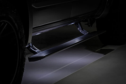 Power Running Boards HT-Series Crew Cab Ram 1500 2WD/4WD (2009-2018 & Classic) Rough Country-1